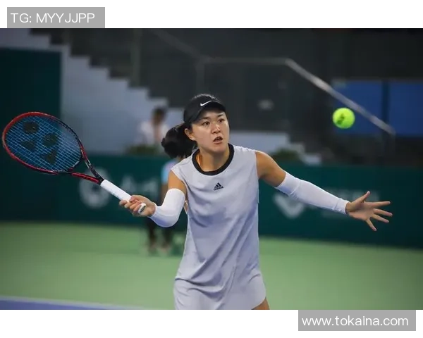 与杨丽畅谈她的网球生涯与未来展望的精彩对话