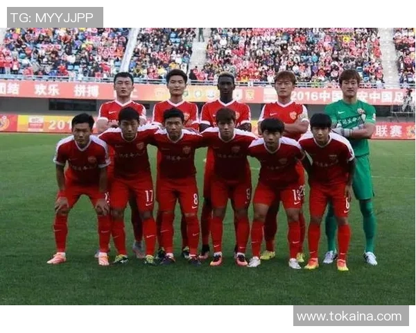 北京篮球队以74分领跑挑战赛积分榜展现强劲实力和团队合作精神 北京篮球队以74分领跑挑战赛积分榜展现强劲实力和团队合作精神